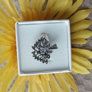 New .925 silver and marquesite ring 💍. The tree of life. #8.5